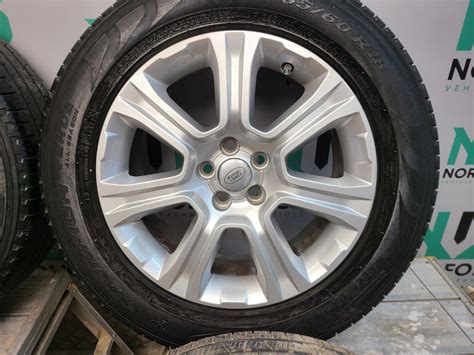 Range Rover Evoque 18 Alloy Wheel Set GJ32 1007 AB Pirelli Tyres 20