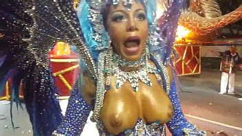 paulina reis peitões no carnaval rio de janeiro musa do unidos de bangu XVIDEOS