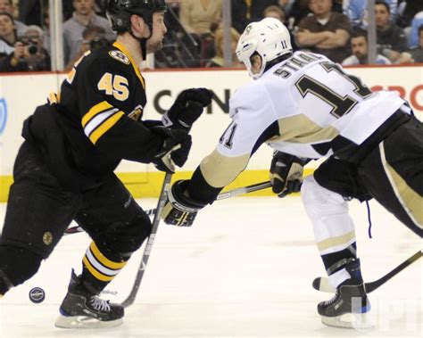 Photo: Boston Bruins vs Pittsburgh Penguins - PIT2009031510 - UPI.com