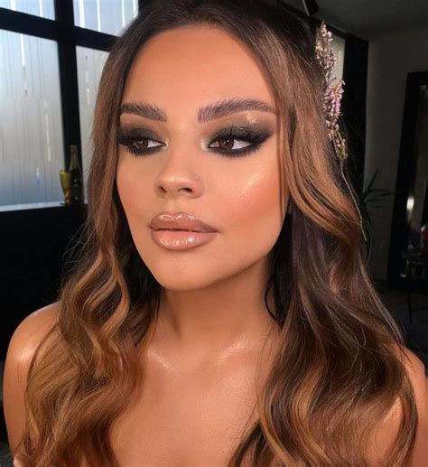 Timeless Makeup Looks To Look On Point On Every Occasion Birthday Makeup Looks Nude Lip