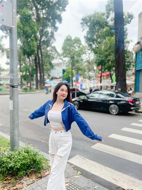 Hot Tiktoker L Thanh Ng C S Ch M U Th I Trang V N Ng I M