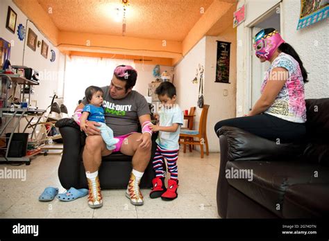 Gay Wrestler Banque De Photographies Et Dimages Haute R Solution Alamy