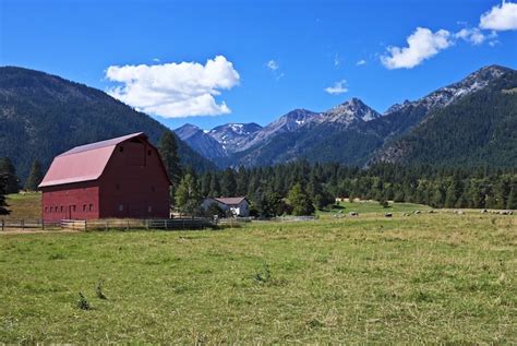 12 Most Scenic Small Towns In Oregon Touropia Travel