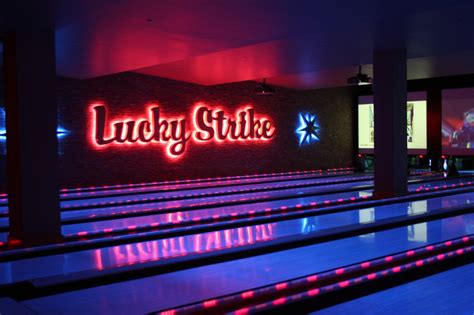 New Restaurant Bar Bowling Lanes Project for Lucky Strike | Sailpoint Construction Group Inc