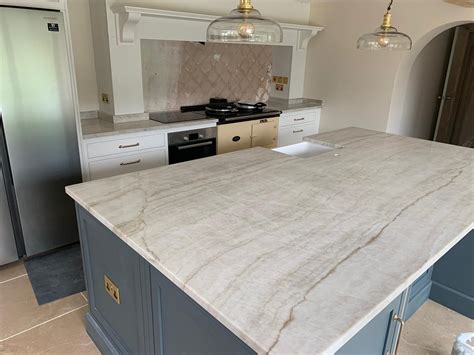 Perla Veneta Quartzite Kitchen Countertops Shaw Stone Ltd