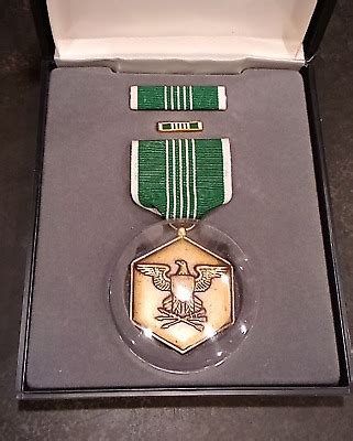 Army Commendation Medal Arcom Set With Lapel Pin And Ribbon In