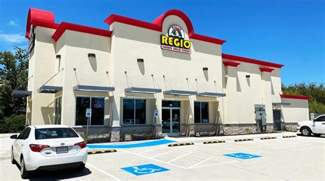 Case Study: Pollo Regio - Restaurants with WiFi | EnGenius