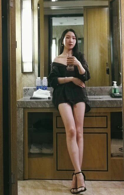 女神VS神女 HMV vd Porn Pic