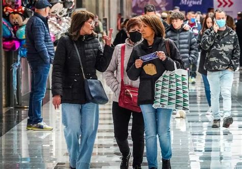 Sanidad Admite Un Repunte De Gripe Y Covid Y Vuelve A Recomendar El Uso