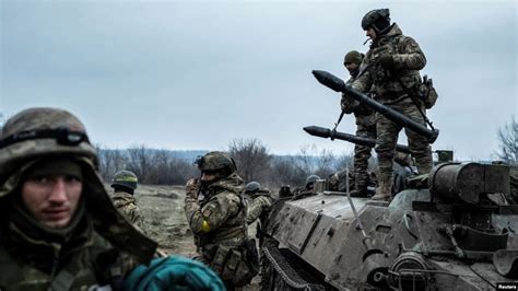 俄烏兩軍在莫斯科試圖吞併的烏東與烏南要地激烈對攻 ＊ 阿波羅新聞網