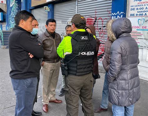 Policía DMQ Zona 9 on Twitter COMPROMETIDOS POR LA SEGURIDAD En el