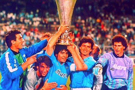 Coppa UEFA Napoli è il 17 maggio del 1989 Diretta Napoli