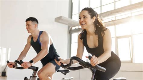 Cuántos minutos al día de bicicleta estática necesitas para perder peso