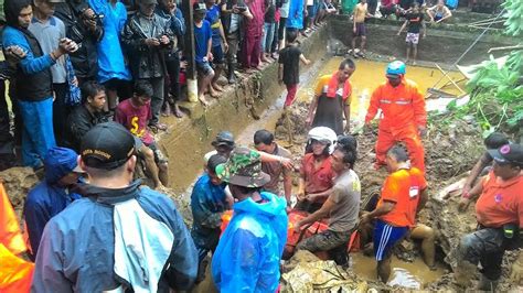 Sempat Tertutup Longsor Jalur Puncak Cianjur Kembali Normal News