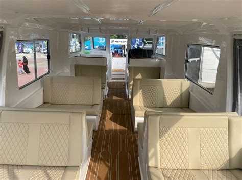 sell touring  gulf craft vessels  maldives  usd  gst