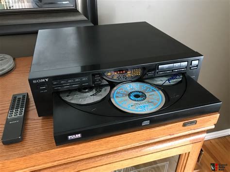 1992 SONY CDP C27 5 Disk CD Player Changer W Remote Japan Made For