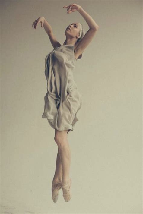 Flexible Ballerina Irina Goes Thru Her Dancing Routine All Nude But En My Xxx Hot Girl