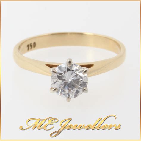 Round Brilliant Cut Diamond Engagement Ring - ME Jewellers