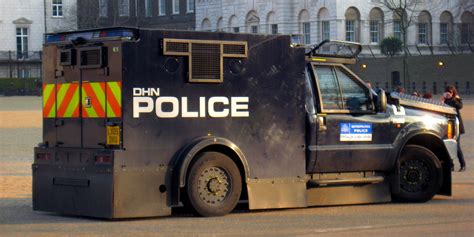 Uk Police Vehicles Pinterest