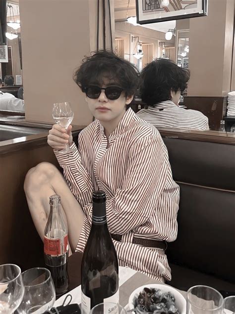Taehyung Paris 2022