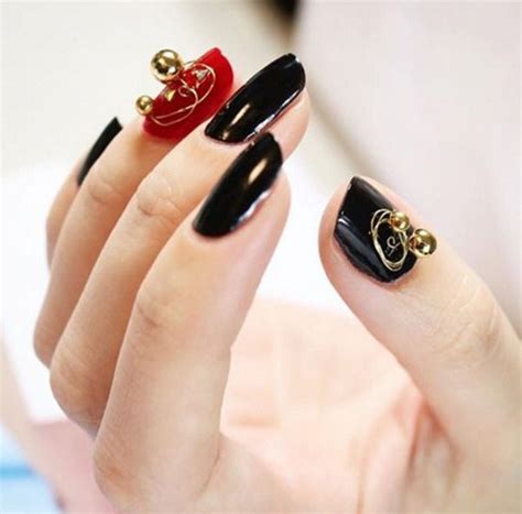 WIRE-NAILS-2 | BEAUTY