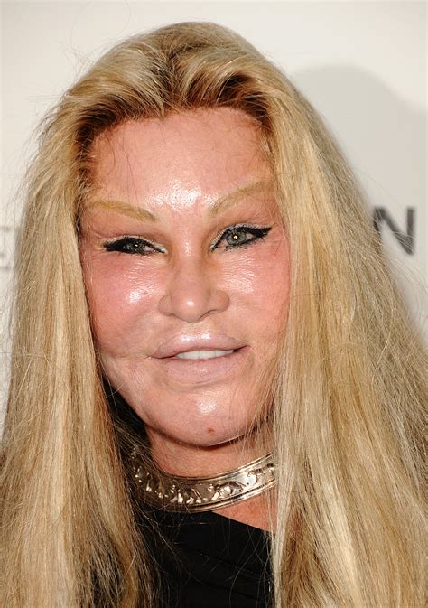 See Jocelyn Wildenstein's Shocking Plastic Surgery Transformation Right