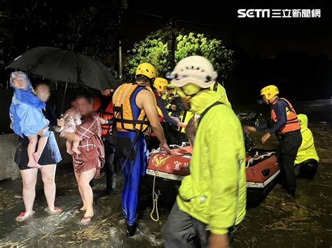 強颱凱米風雨肆虐！宜蘭三星「水淹到腰」 警消連夜急撤11老弱婦孺 社會 三立新聞網 Setncom