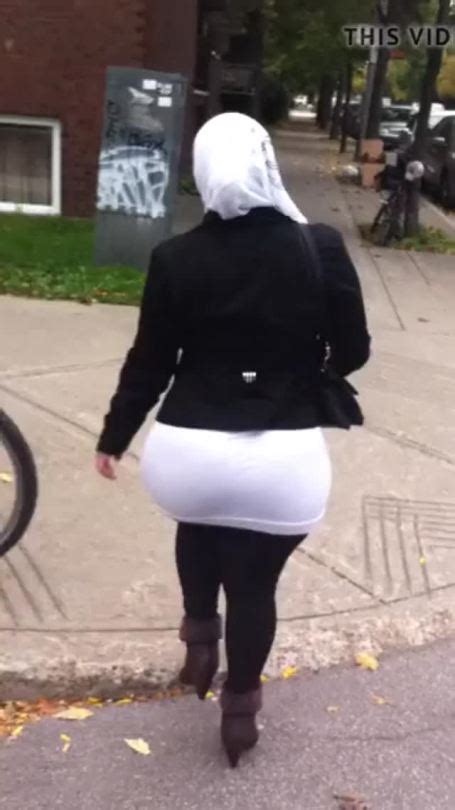 Big Round Ass Walking Un White Hijab Tumbex