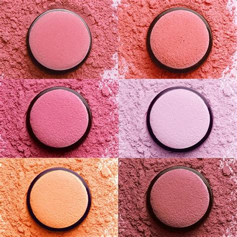 Soft Face Blusher Powder Cheek Rouge Nourishing Nude Makeup Brightening