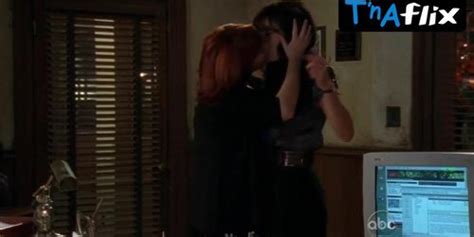 Sara Rue Lesbian Scene In Eastwick Tnaflix