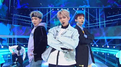 EMOTIONAL EXO CBX 첸백시 花요일 Blooming Day 인기가요 Inkigayo 20180422