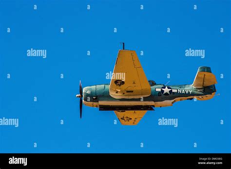 Grumman Tbf Avenger Hi Res Stock Photography And Images Alamy