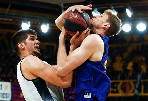 El Barcelona Doblega Al Joventut Y Logra El En La Serie