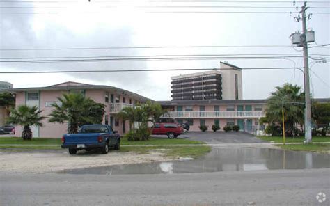 Palm View Apartments 9701 Sw 77th Ave Miami Fl 33156 Apartment Finder