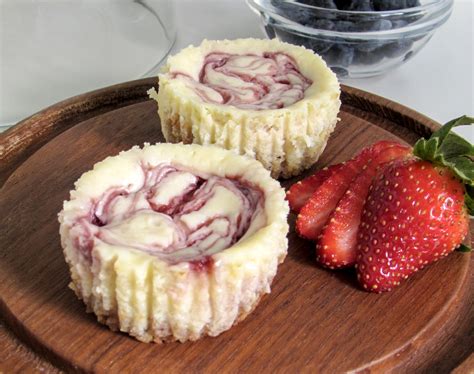 Raspberry Swirl Cheesecake Cupcakes