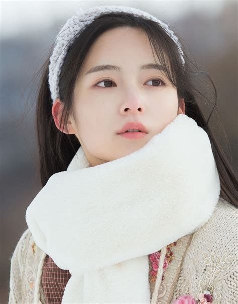 Nhan S C Nh Cao C A Hot Girl M Ng C M Nh Danh L Th N Ti N T T Th H M I