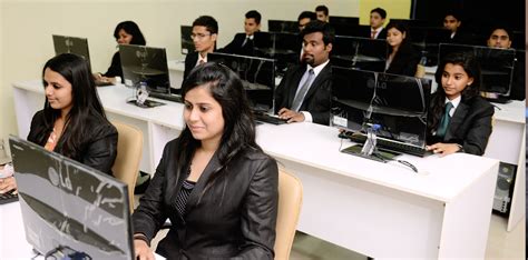 Top Pgdm Colleges In Mumbai India Best Pgdm Courses Asb