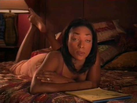 Kellita Smith Sexy Bare Soles Celebrity Celebrity Porn XHamster