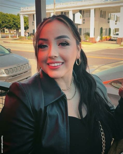 Alissandra Segura Findingalice Nude OnlyFans Leaks Fappening FappeningBook