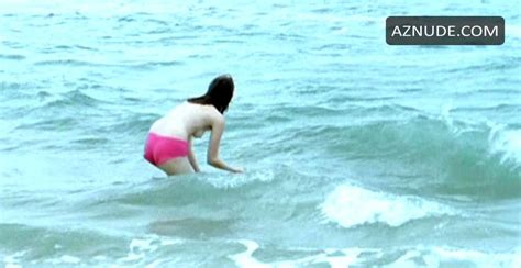 LES VAGUES NUDE SCENES AZNude