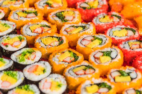 Sushi rolky pre začiatočníkov Ako si pripraviť klasické kalifornské a