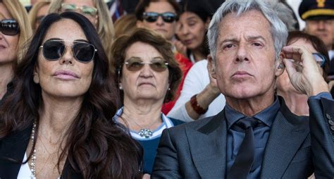 Rossella Barattolo Chi La Compagna Di Claudio Baglioni A Lei