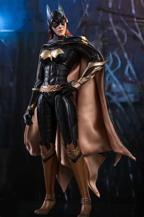 New Hot Toys Batman Arkham Knight Collectibles Includes Batgirl And Batman Armory
