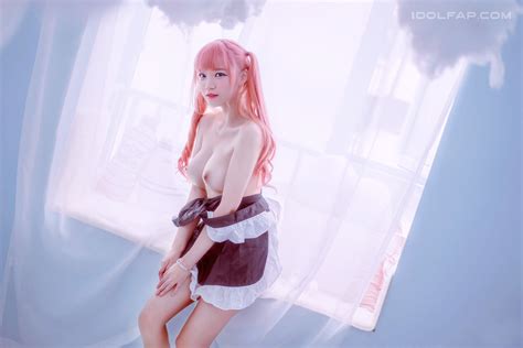 Chaewon Chaewon IZONE Kim Chae won Le Sserafim nude 김채원 채원