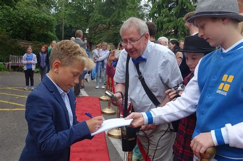 Film lovers are buzzing about the cineworld - ashton-under-lyne remodel 3