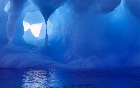 Shapes Of Iceberg In Antarctica wallpapers