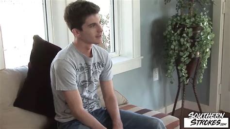 Southernstrokes Freche Amateur Cashwalker Masturbiert Solo Xhamster