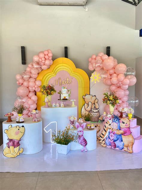 Aniversário Do Ursinho Pooh - Festa de aniversário tema ursinho Pooh | Tema para aniversário de 1 ...