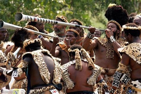 Private Guided Cultural Day Tour of Zulu Village & PheZulu Safari Park