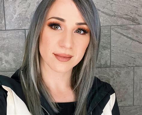 Jen before she performed recently. : r/JenLedgersub